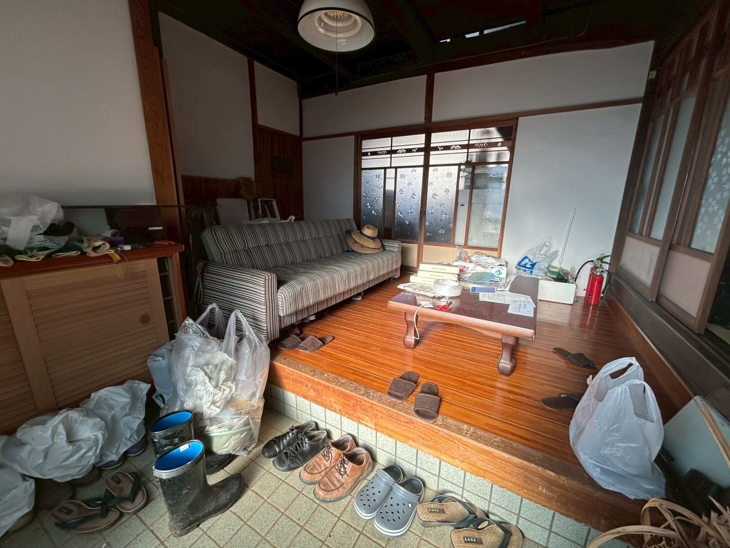 detached 鹿央町合里